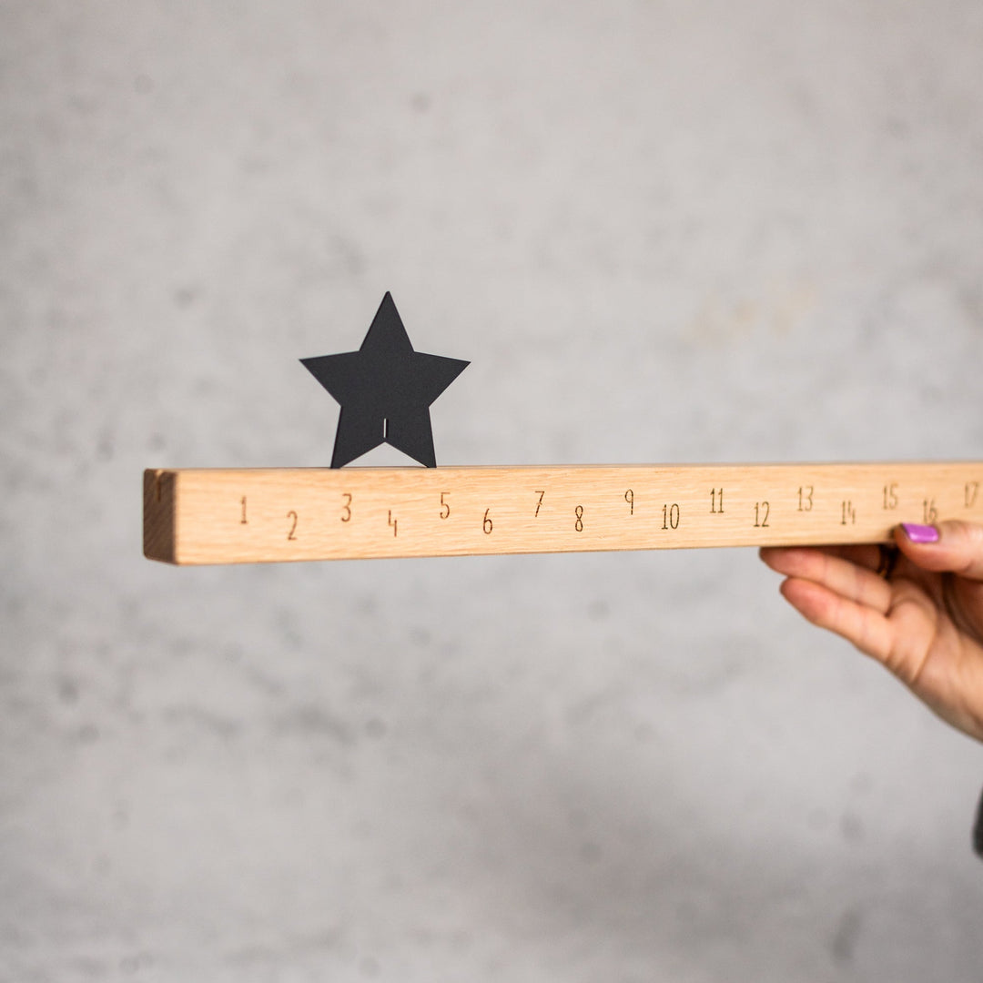 Adventskalender mit Stern