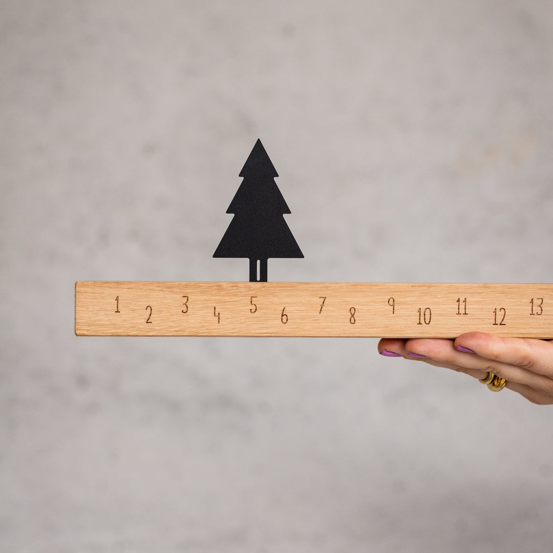 Adventskalender mit Tannenbaum